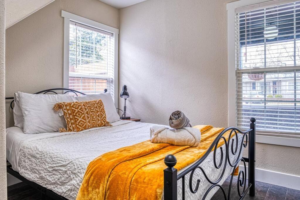 4Br Victorian Walk To Uc Davis & Shriner Med Cen Villa Sacramento Exterior photo