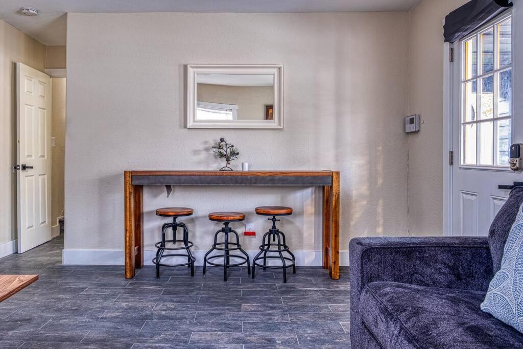4Br Victorian Walk To Uc Davis & Shriner Med Cen Villa Sacramento Exterior photo